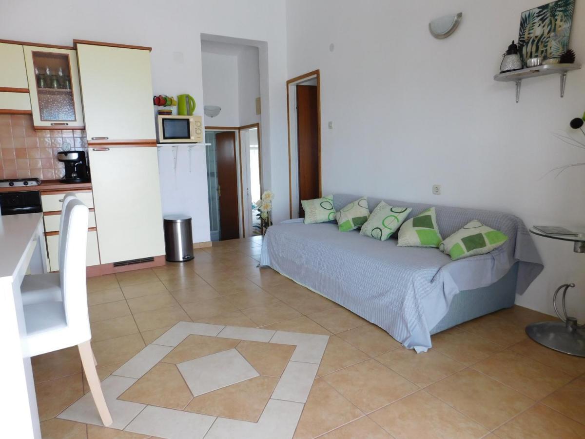 Apartmani Ruza Košljun エクステリア 写真