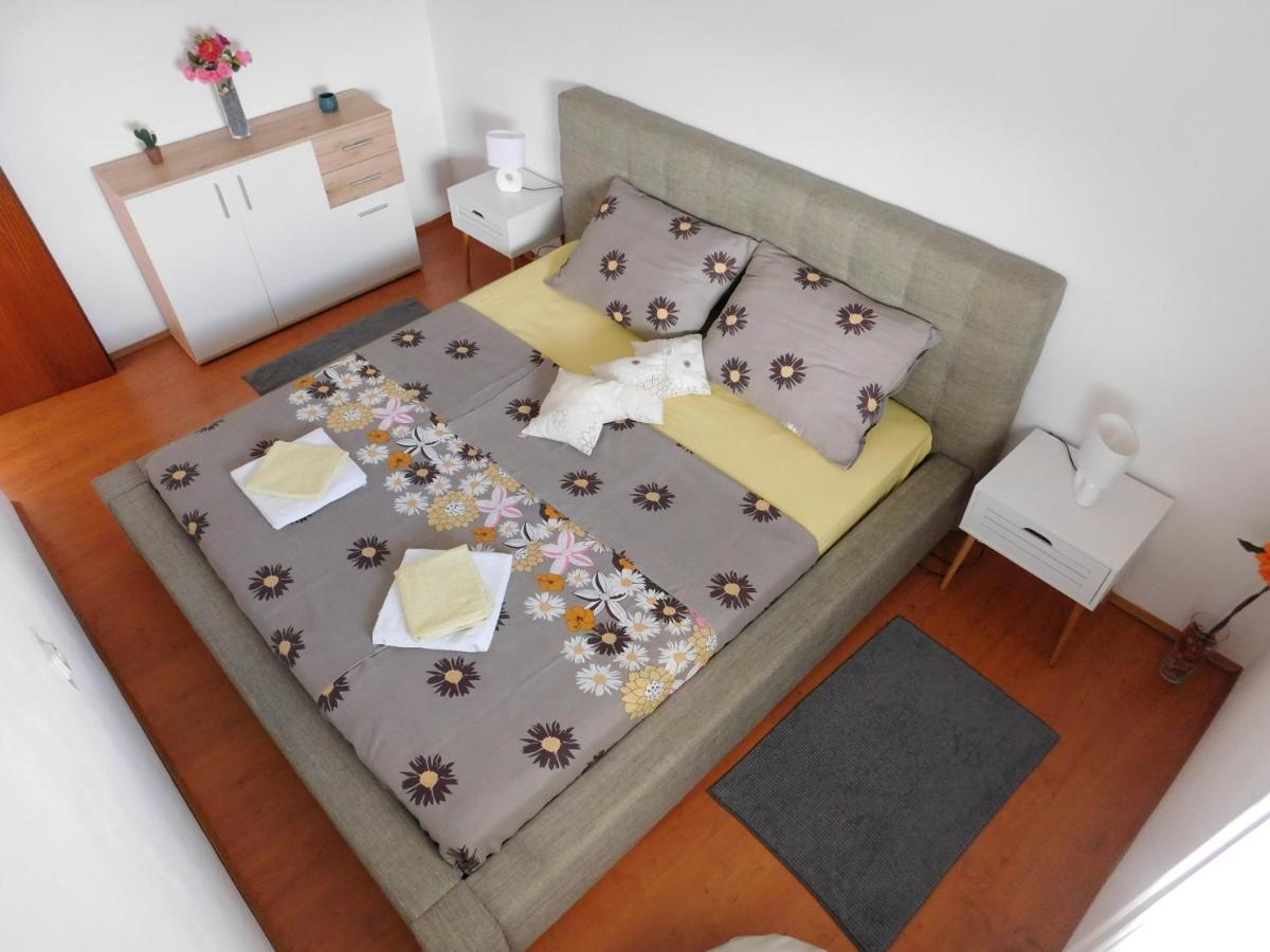 Apartmani Ruza Košljun エクステリア 写真